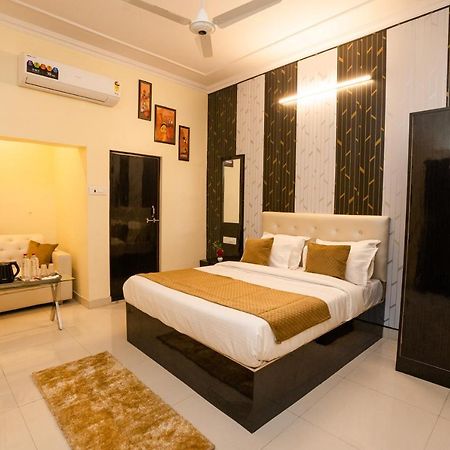 Ventex Inn Lucknow Eksteriør bilde